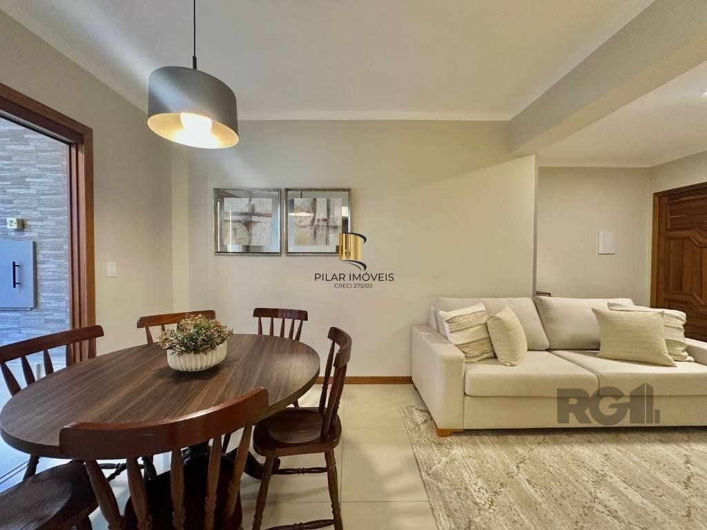 Apartamento 2 dormitórios no bairro Zona Nova
