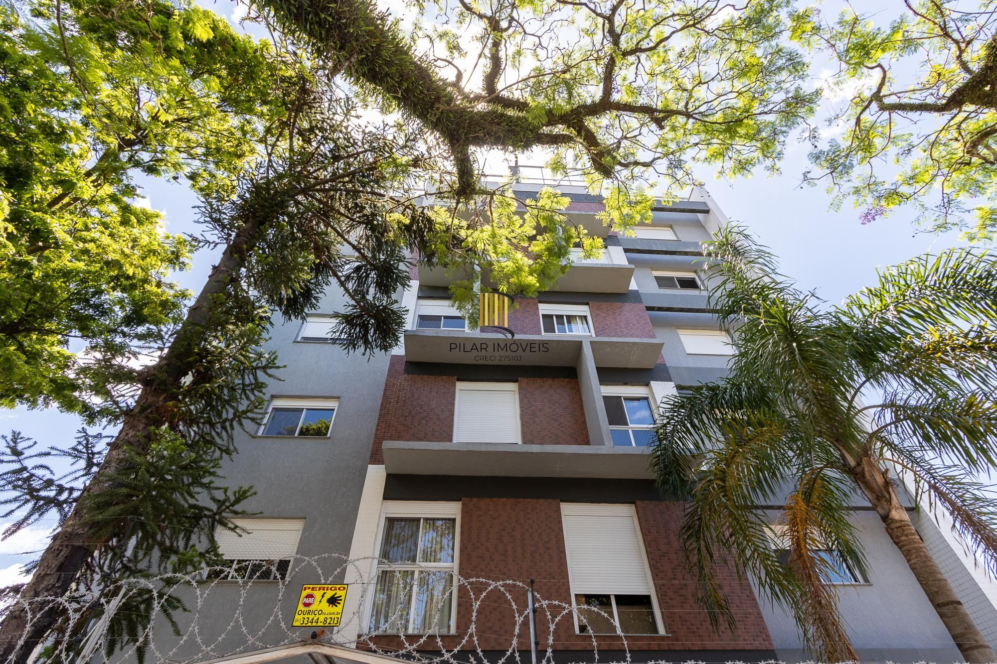Apartamento | 3 Quartos | 1 Suíte | 103,29m2 Privativos | Vaga Dupla | Bairro Cristal