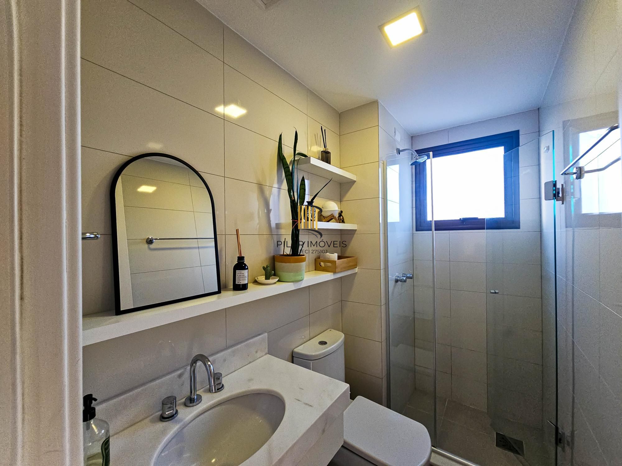 Apartamento Impecável no Petrópolis - 2 D (1 Suíte)