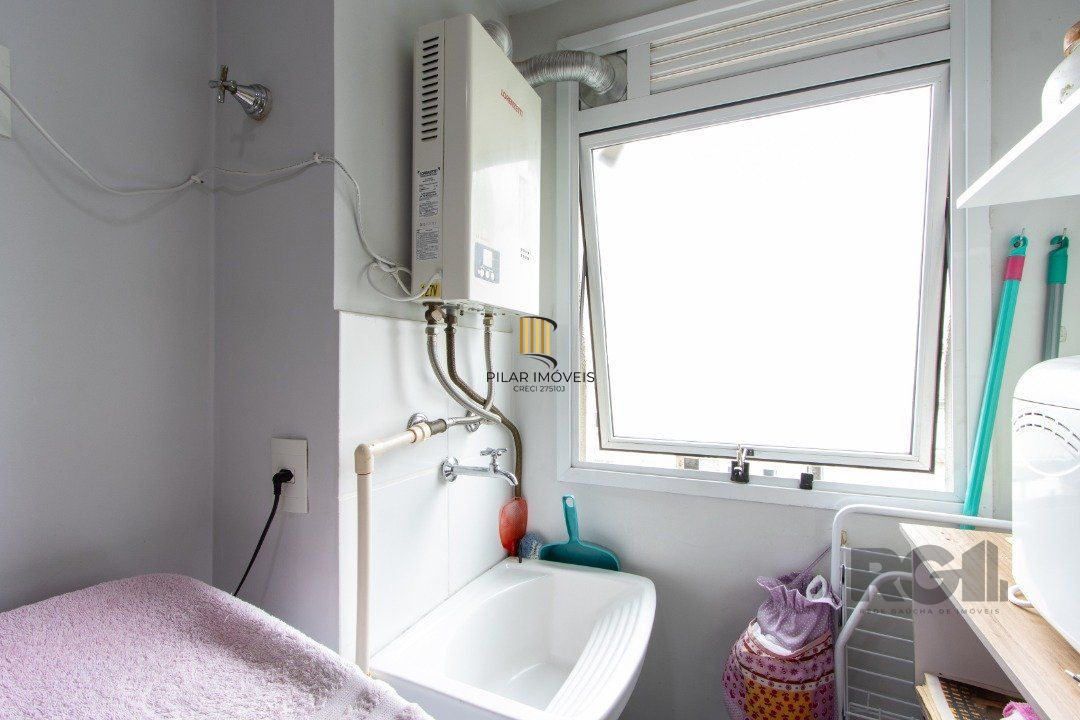 Apartamento 2 dormitórios no bairro Camaquã