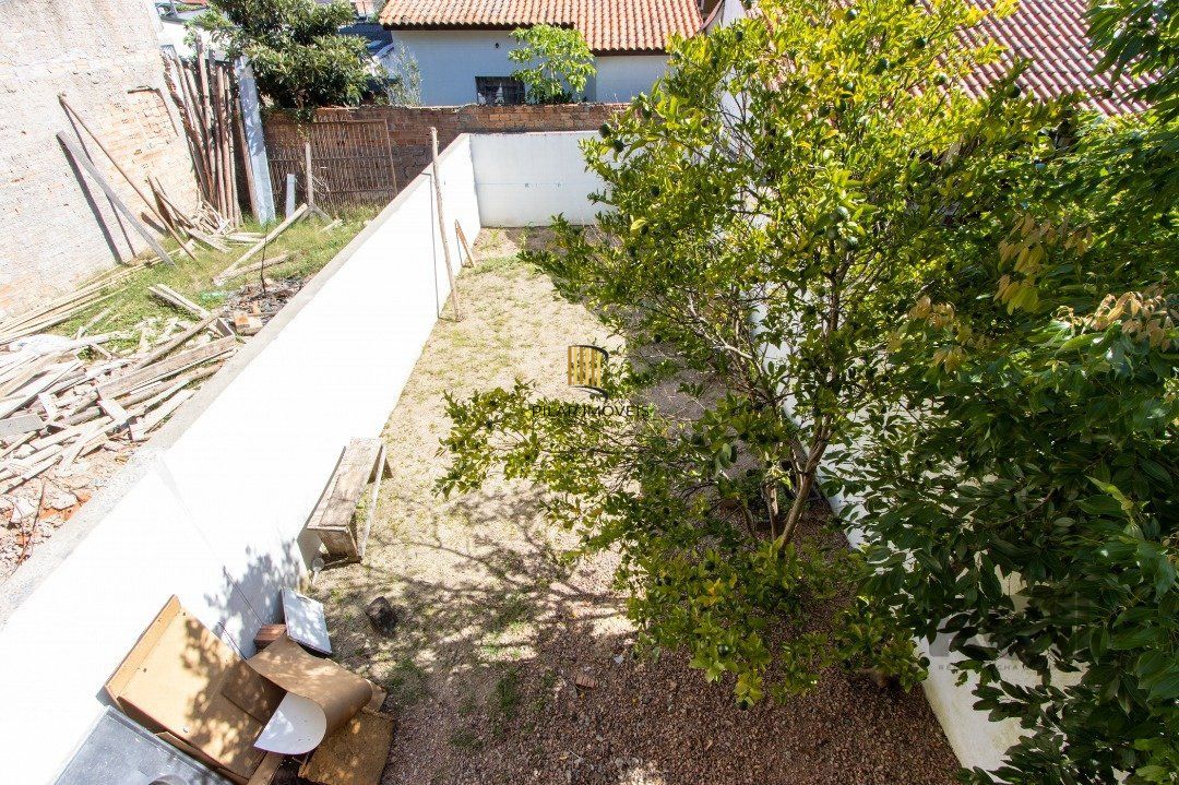 Sobrado 3 Dprmitórios Bairro Espírito Santo.