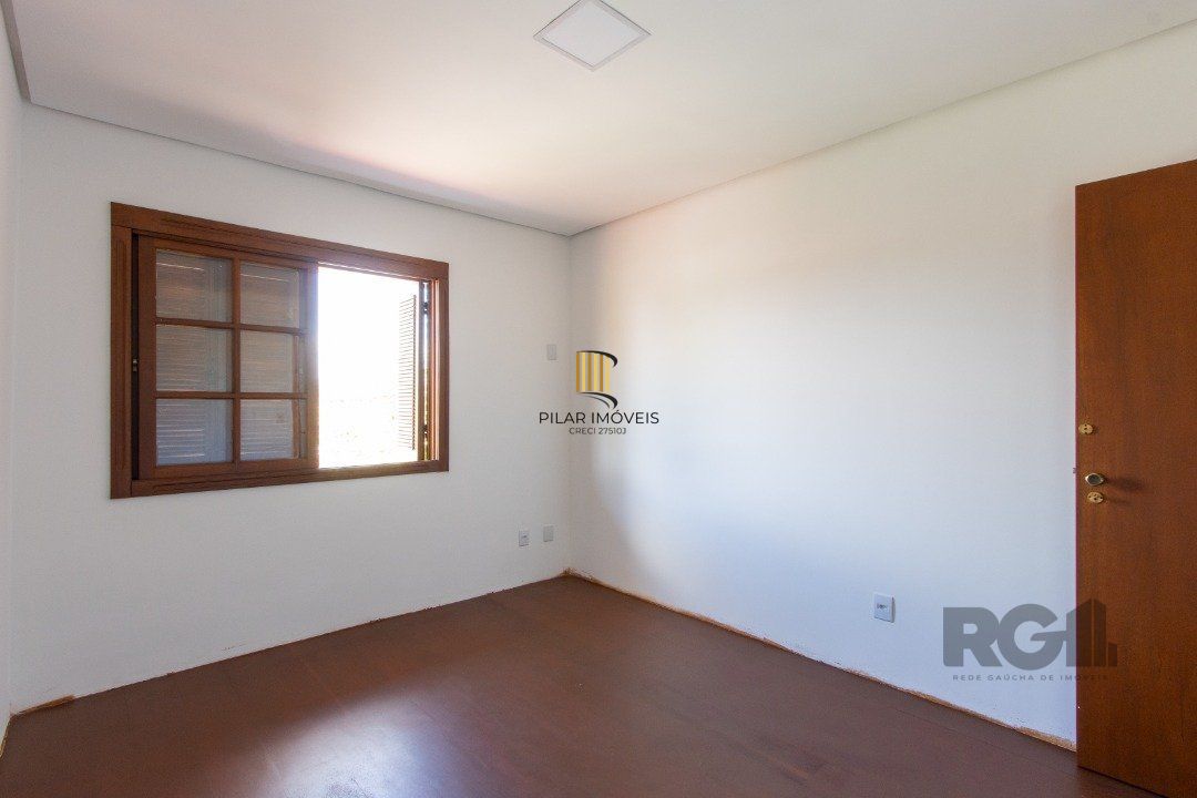 Casa 3 dormitórios no bairro Ipanema
