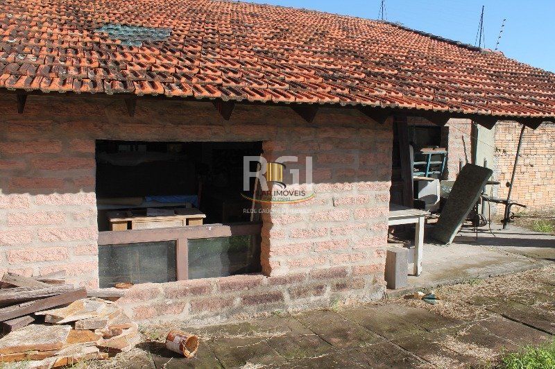 Casa para Venda - 220m², 4 dormitórios, 9 vagas - Cristal