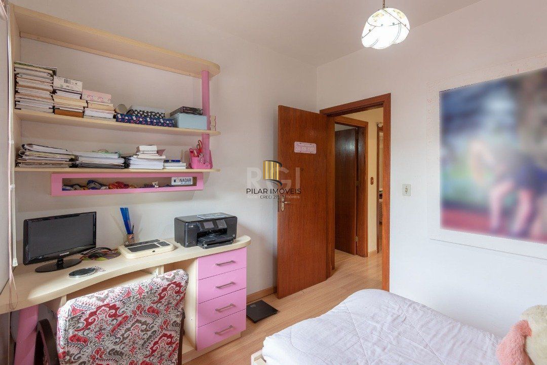 Casa para Venda - 192.18m², 3 dormitórios, sendo 1 suites, 2 vagas - Cristal