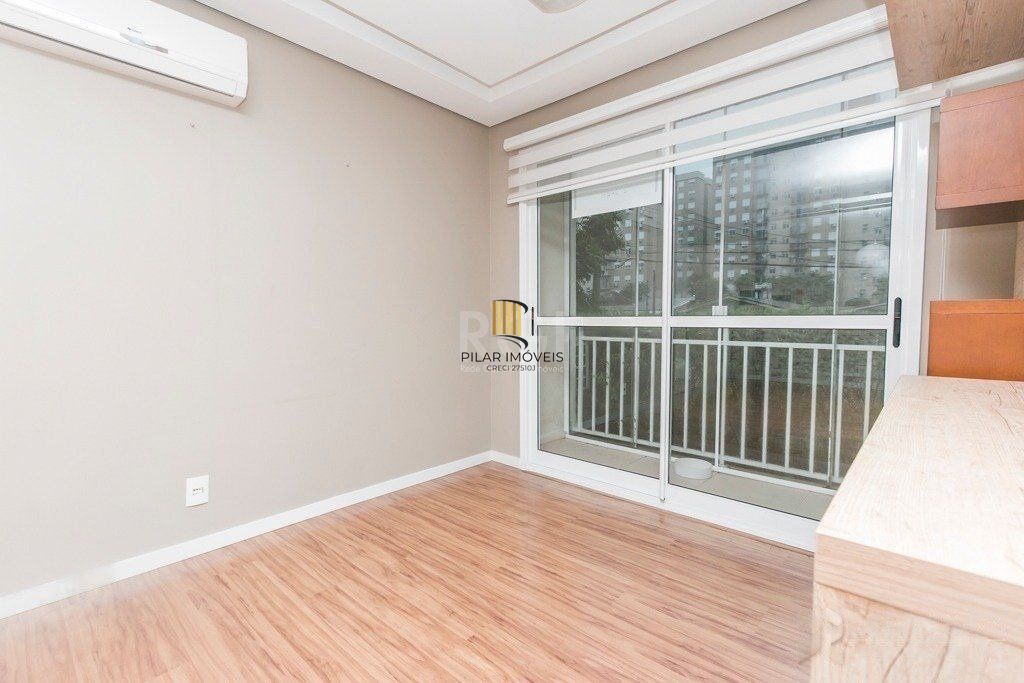 Apartamento para Venda - 72.01m², 3 dormitórios, sendo 1 suites, 1 vaga - Camaquã