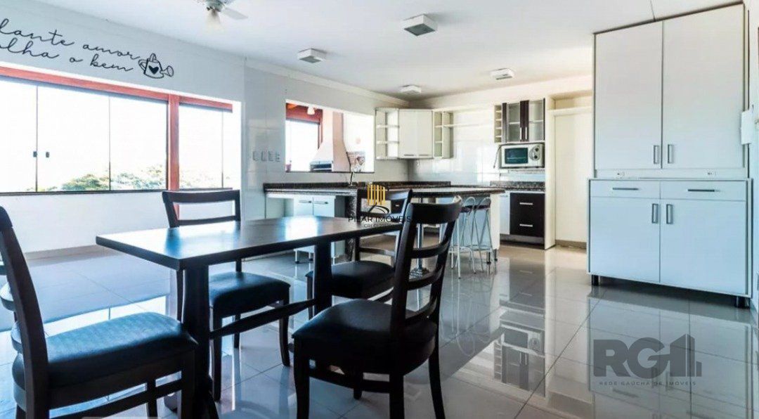 casa, 6 quartos, 1 suíte, 3 vagas, 352,38m2 privativos, bairro Santa Tereza