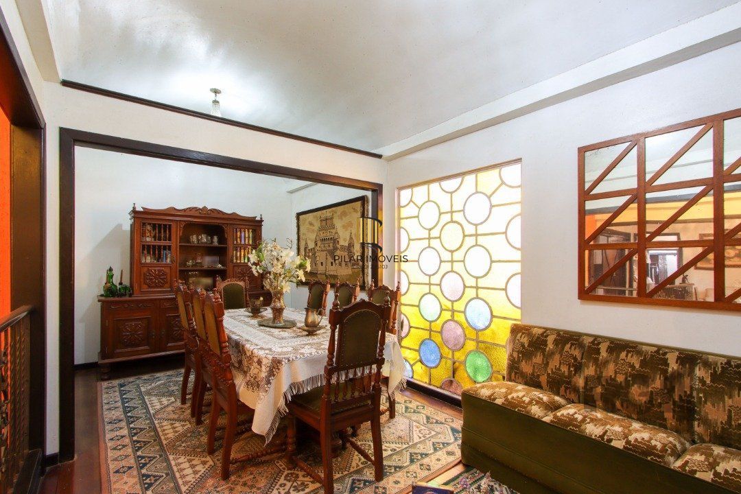 Casa de esquina.