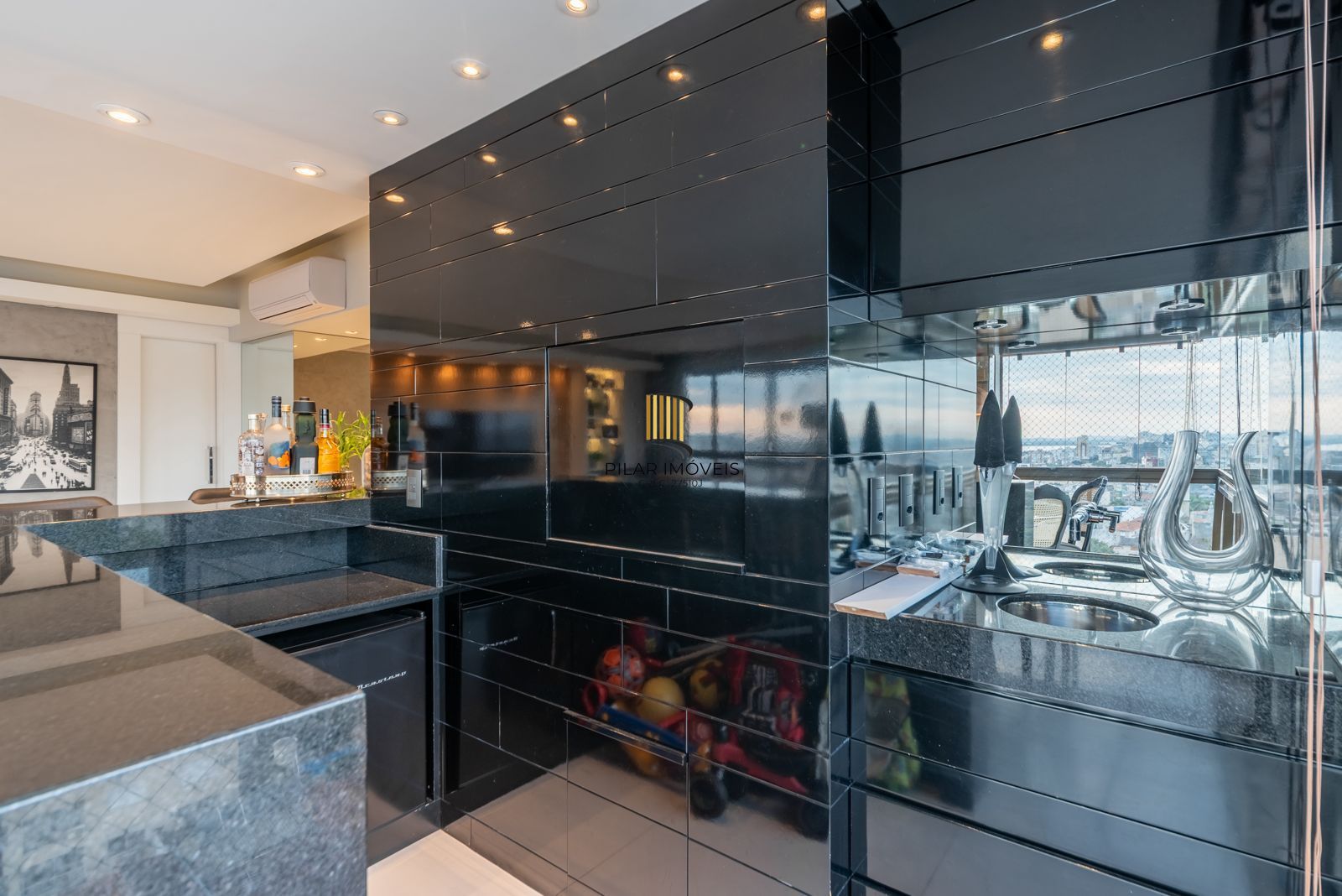 Apartamento exclusivo, decorado com requinte e uma vista incrível!