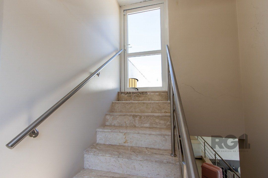 Casa 3 dormitórios no bairro Nonoai
