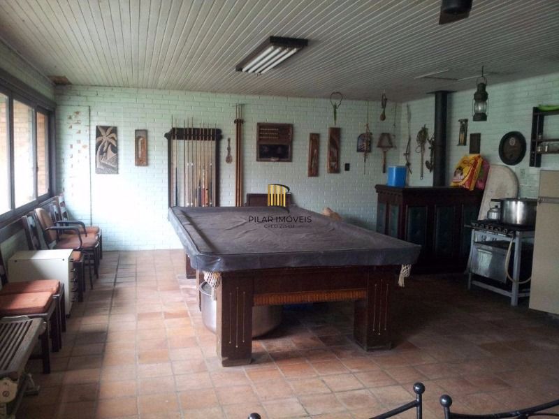 Casa para Venda - 400m², 3 dormitórios, sendo 1 suites, 2 vagas - Cristal