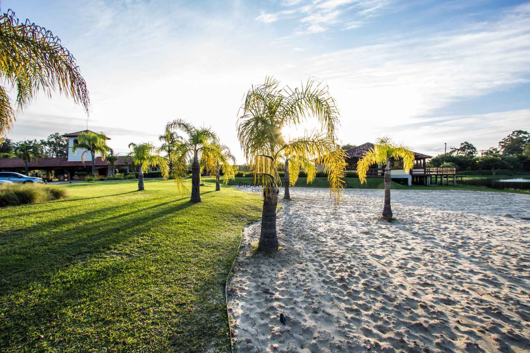 Casa de Condomínio 3 dormitórios no bairro Belém Novo