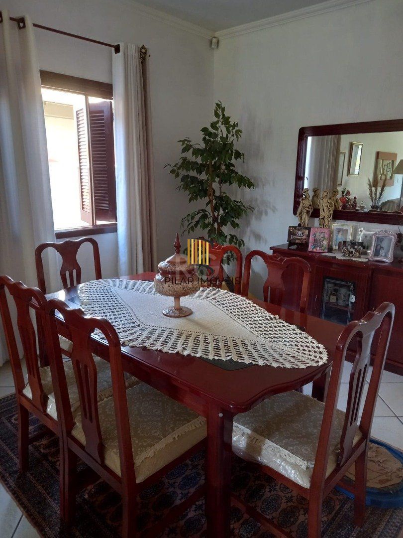 Casa para venda - 196m², 3 dormitórios - Centro de Torres/RS