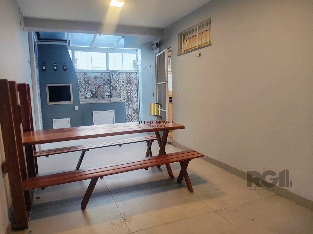 Casa de Condomínio 3 dormitórios no bairro Tristeza