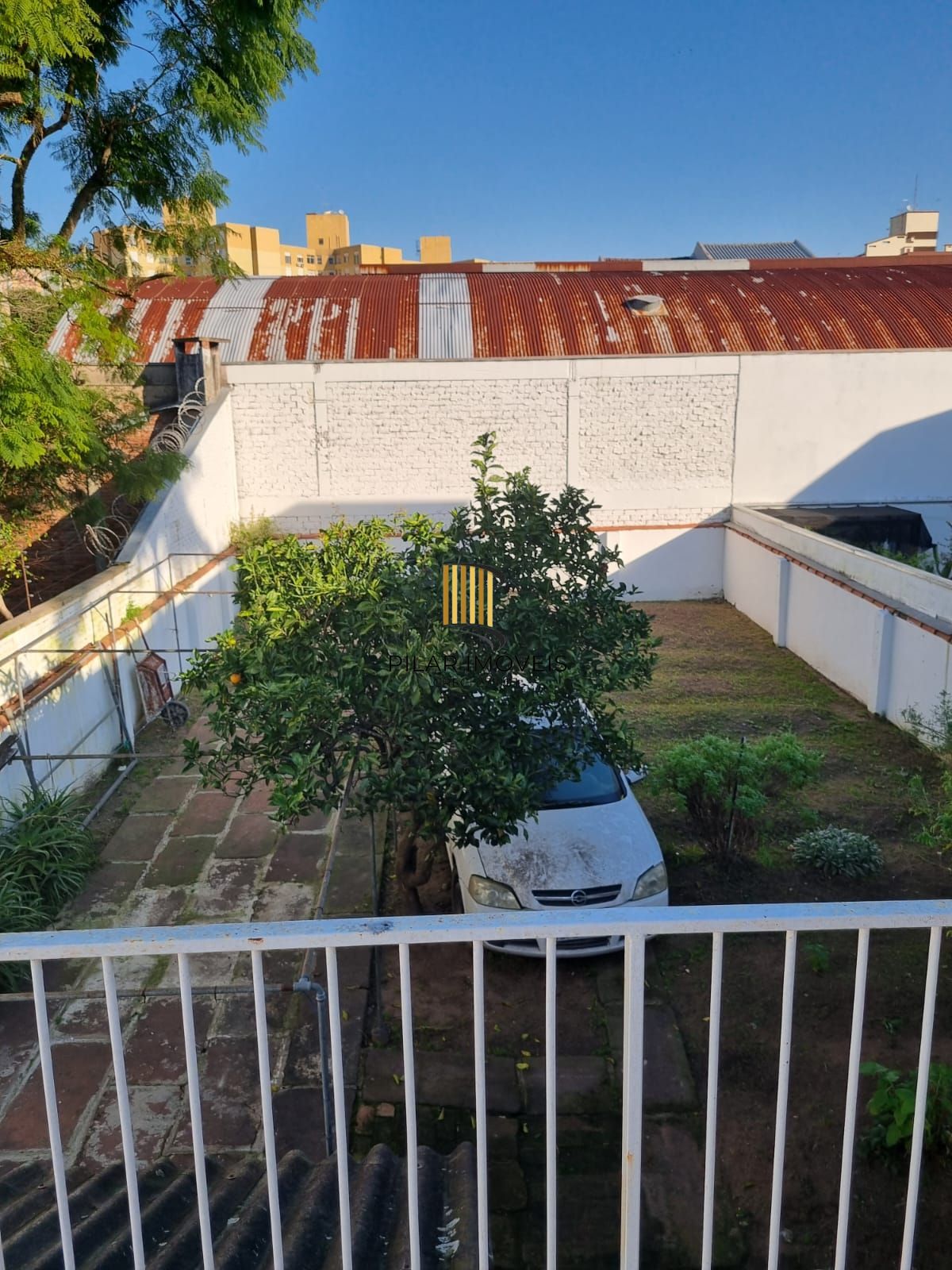 Casa 3 dormitórios no bairro Camaquã