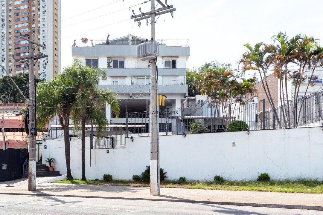 Cobertura para Venda - 255m², 3 dormitórios, sendo 1 suites, 2 vagas - Praia de Belas
