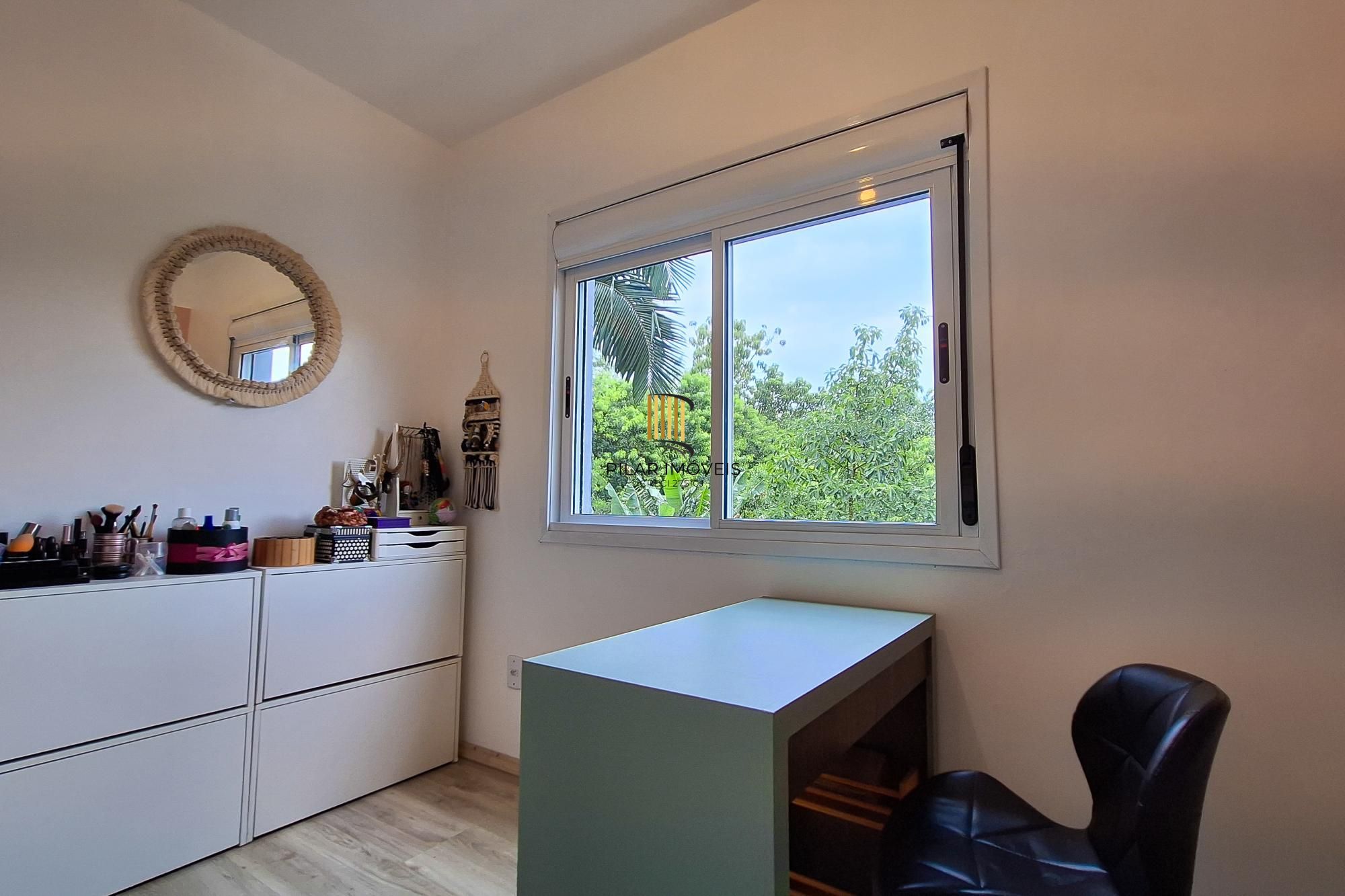 Belíssimo Apartamento com 3 dormitórios e 1 vaga de garagem no bairro Aberta dos Morros, zona sul de Porto Alegre.