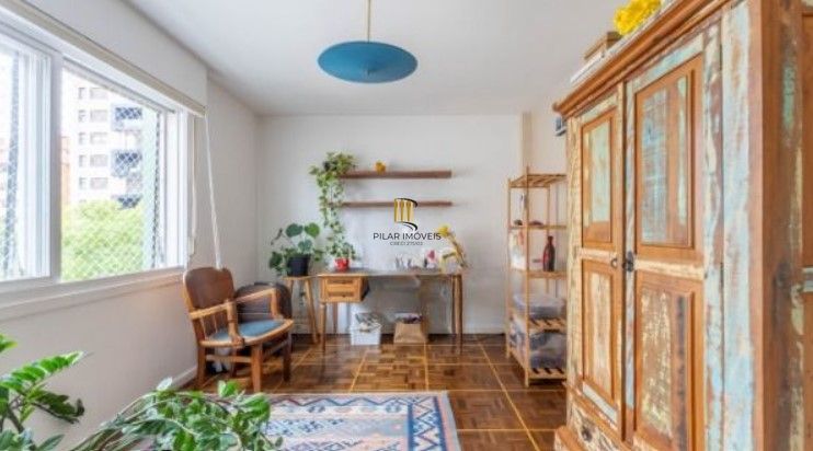 Apartamento amplo e bem localizado no Menino Deus!!