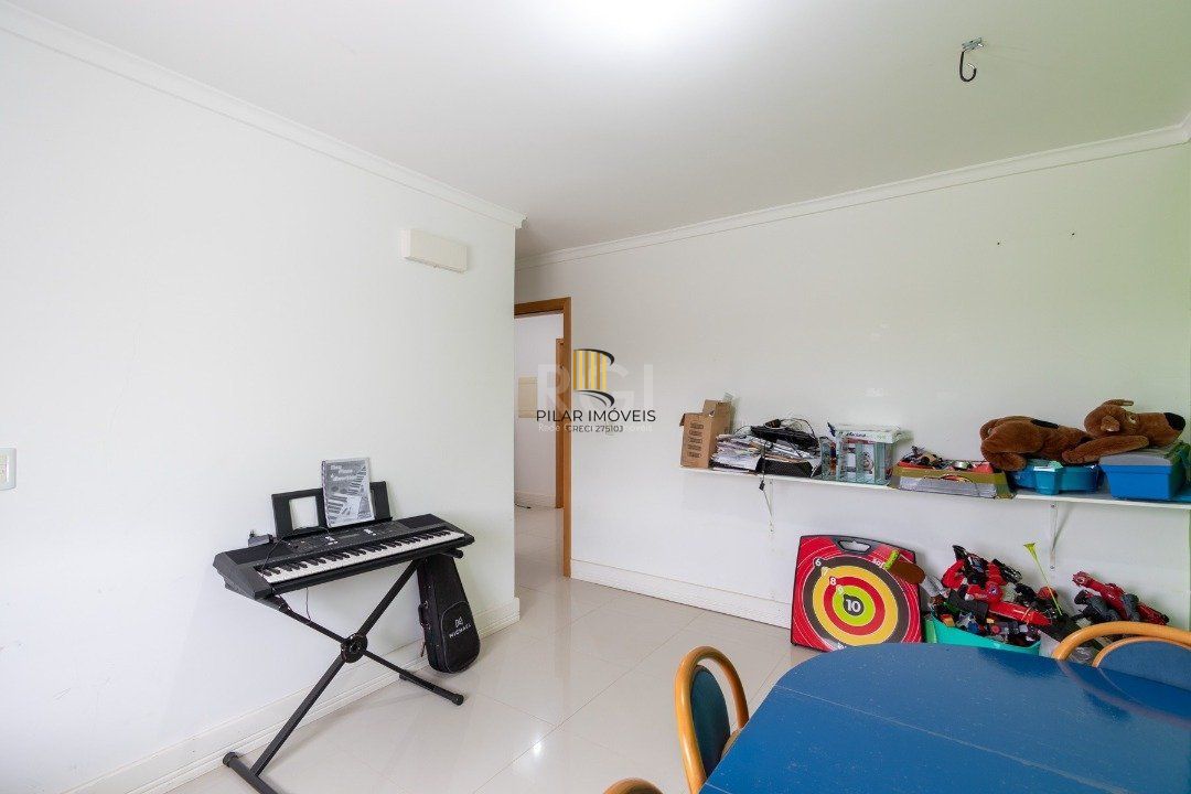 Casa 3 Dormitório(s) Bairro Terra Ville