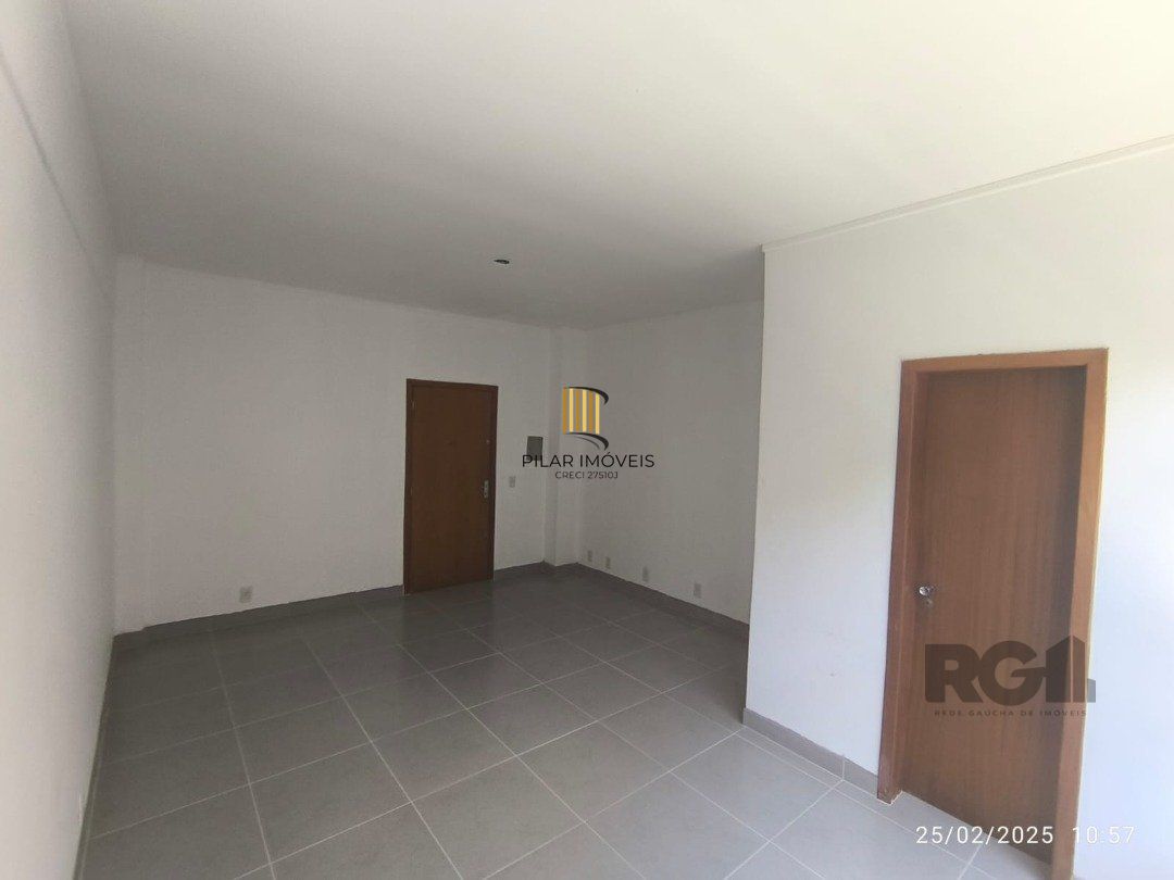 Sala comercial | Bairro Tristeza | 25 m² priv | Banheiro | Portaria | Elevador