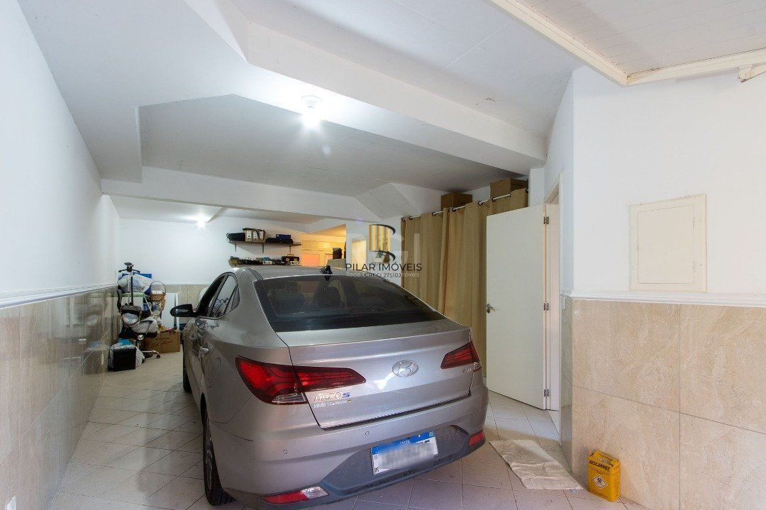 Casa de Condomínio 4 dormitórios no bairro Vila Assunção