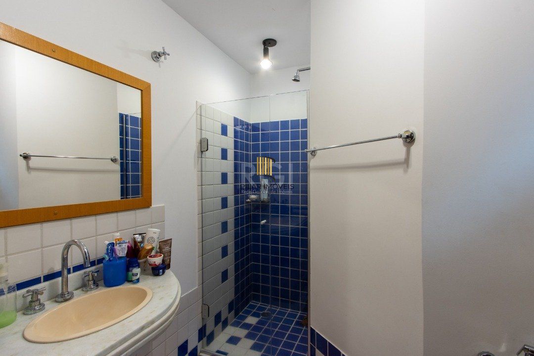 Casa 4 dormitórios no bairro Teresópolis