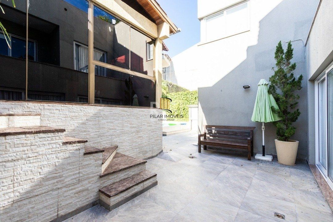 Casa 3 dormitórios no bairro Vila Assunção
