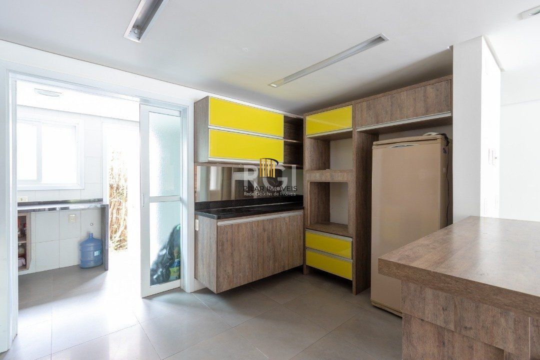 Apartamento 3 Dormitório(s) Bairro Cristal