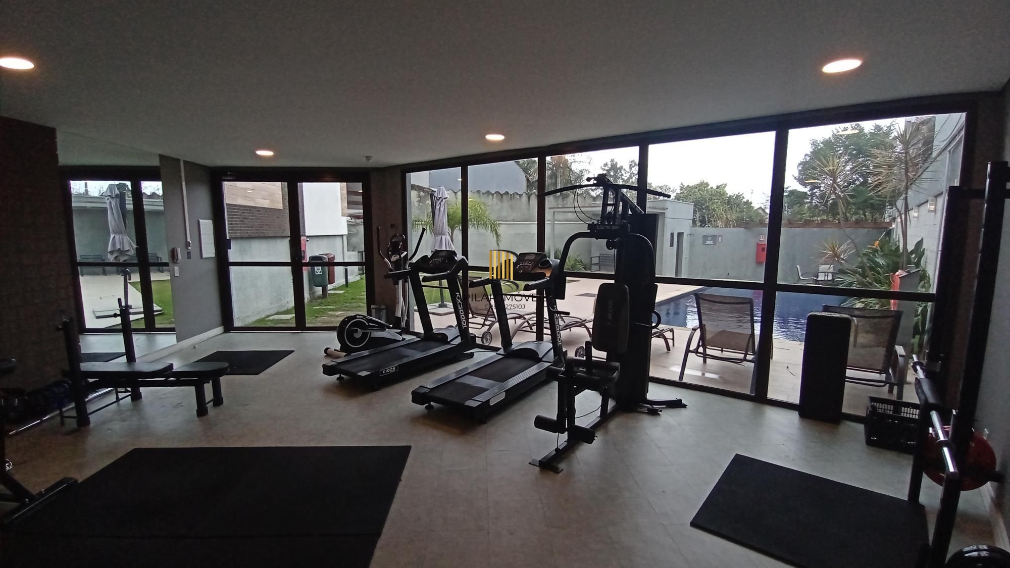 Apartamento com 3 dormitórios e 2 vagas, no bairro Ipanema