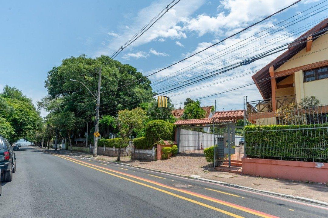 Casa de Condomínio 3 dormitórios no bairro Ipanema