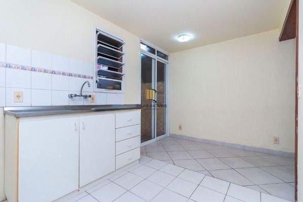 Casa em condomínio com 3 dormitórios, suíte, espaço gourmet.