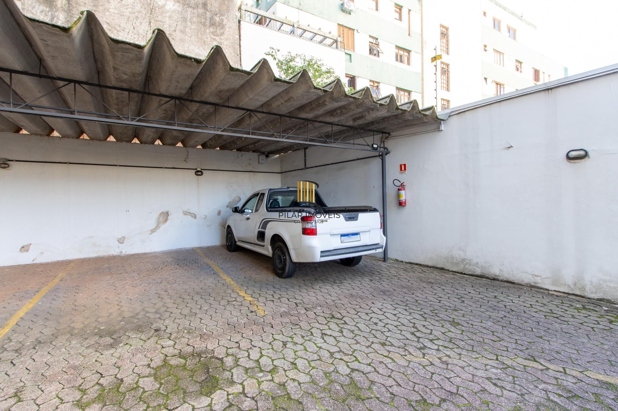 Apartamento de 2 dormitórios e uma vaga,  com infraestrutura