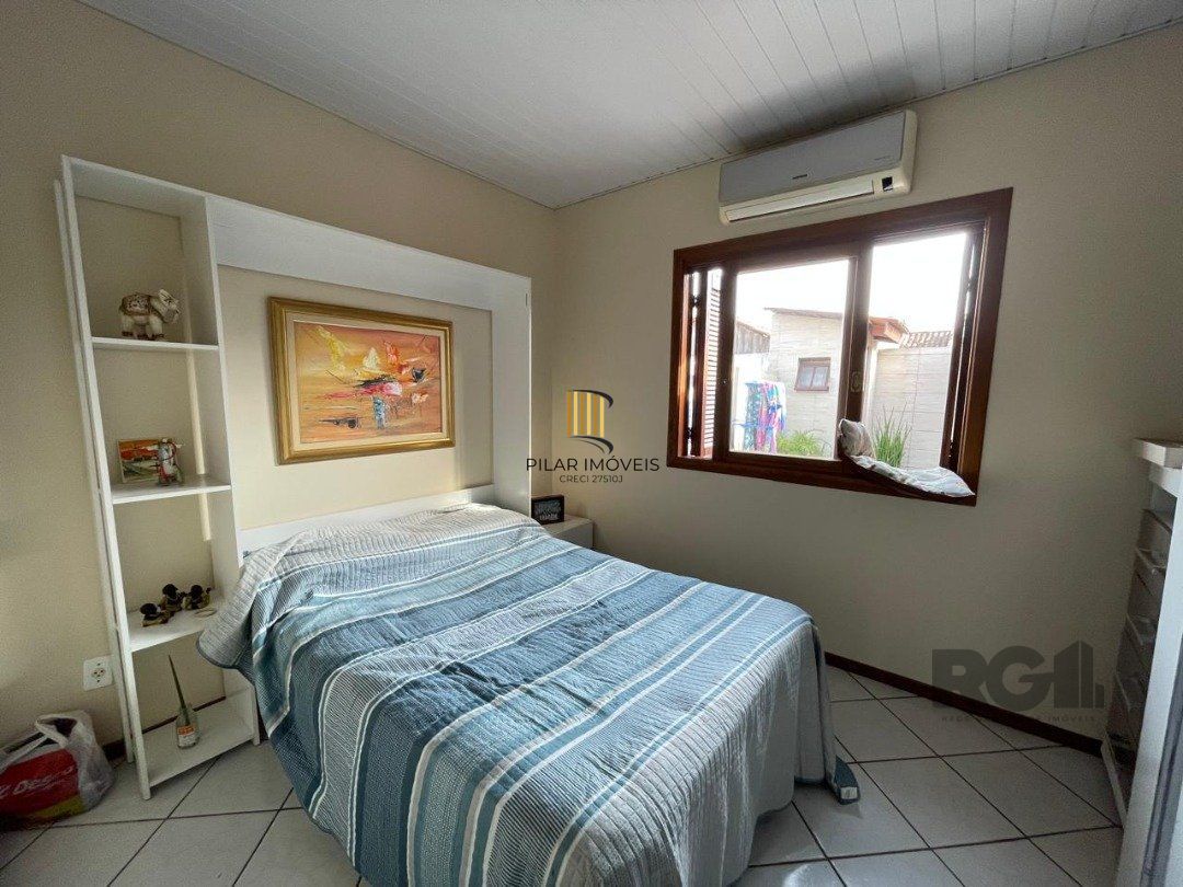 Casa 2 dormitórios no bairro Hípica