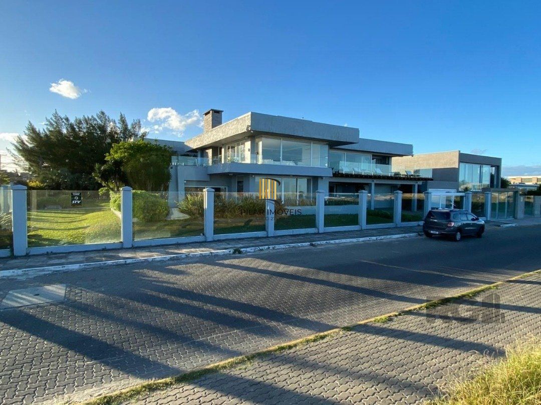 Casa 6 dormitórios no bairro Centro - Pilar Imóveis