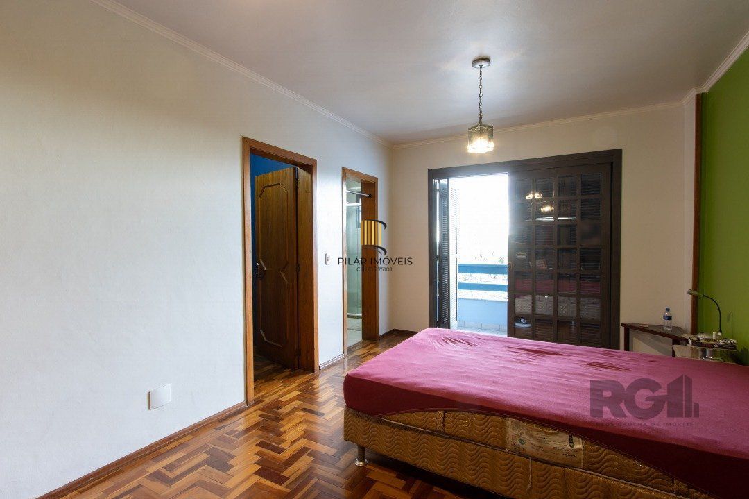 Casa 3 dormitórios no bairro Nonoai