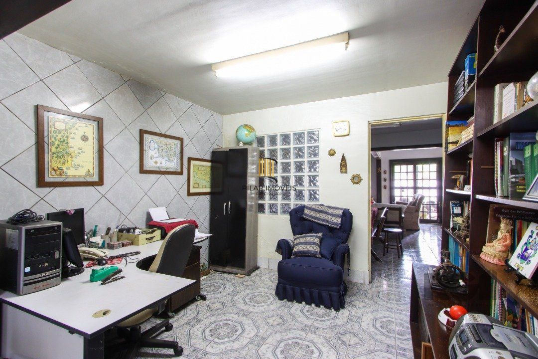 Casa de esquina.