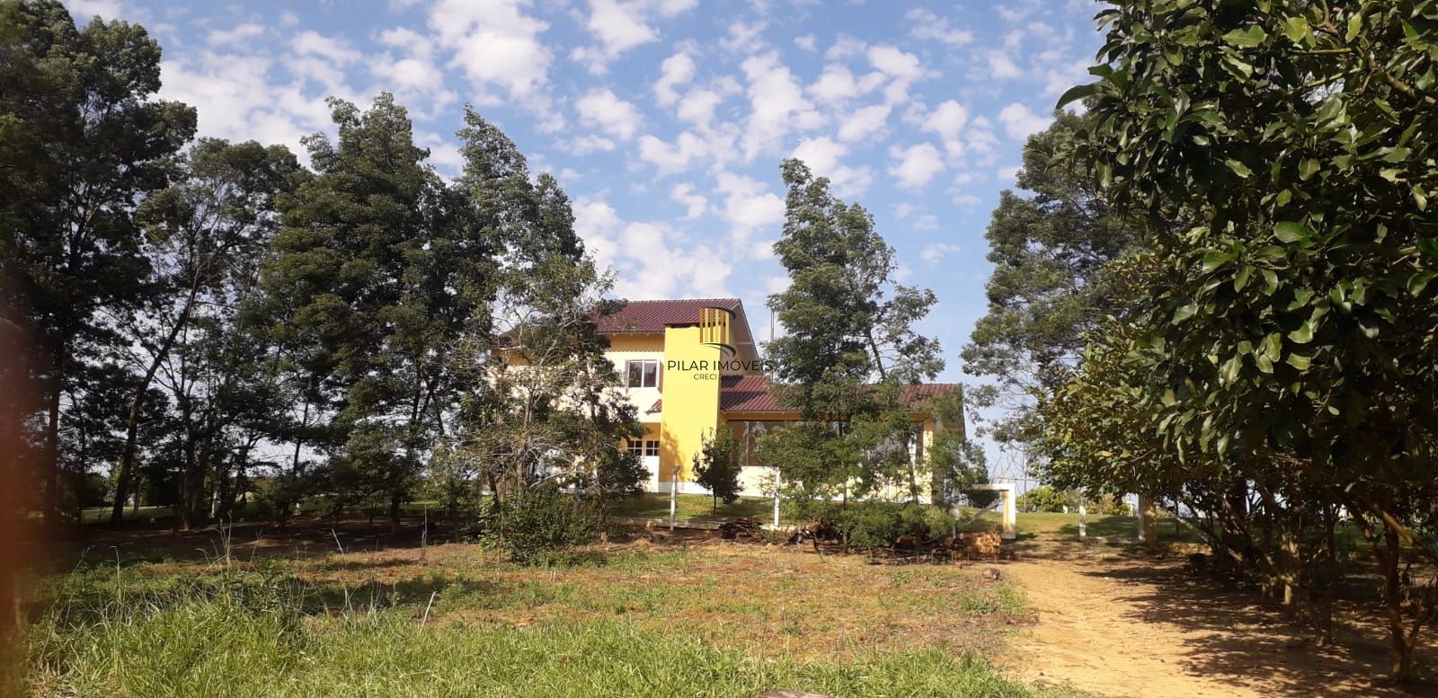 Casa 4 dormitórios no bairro Sítio São José