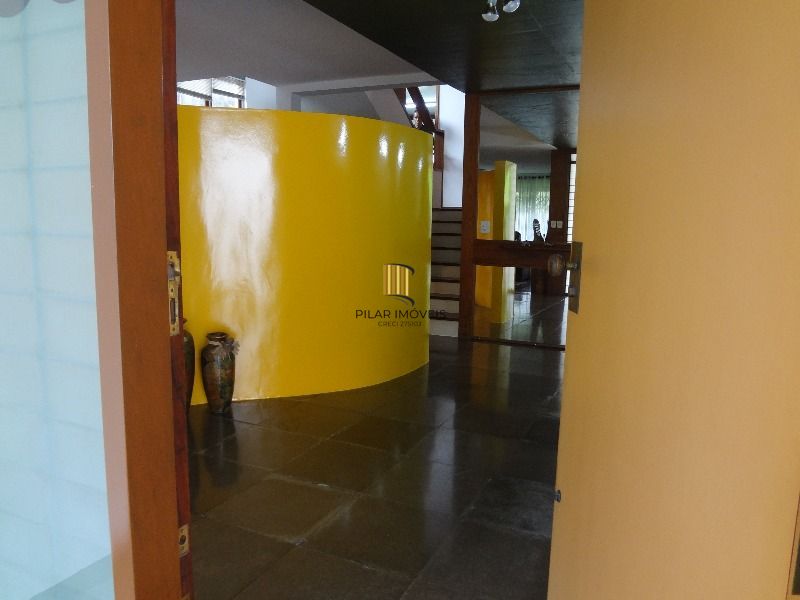 Casa para Venda - 268m², 3 dormitórios, sendo 1 suites, Jardim Isabel