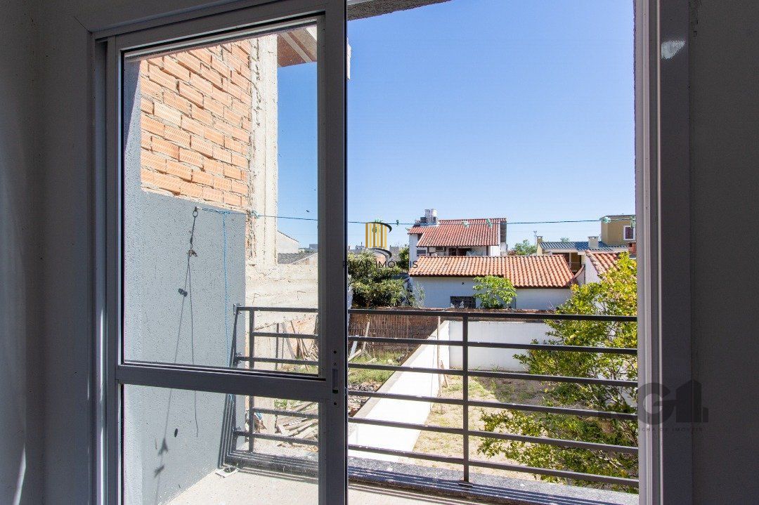Sobrado 3 Dprmitórios Bairro Espírito Santo.