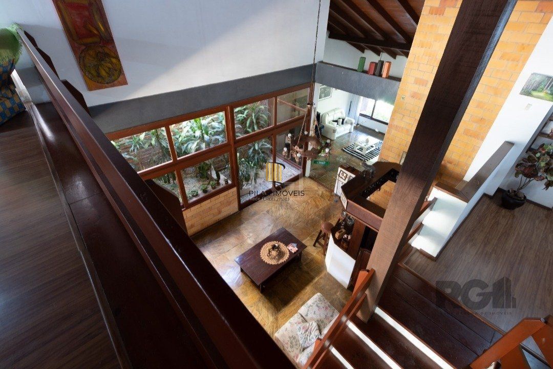 Casa 4 dormitórios no bairro Cristal