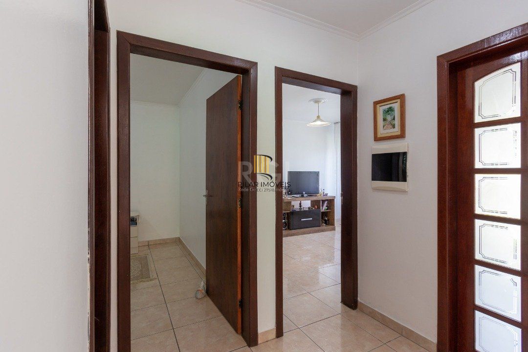 Casa para Venda - 182m², 4 dormitórios, sendo 1 suites, 4 vagas - Jardim Isabel
