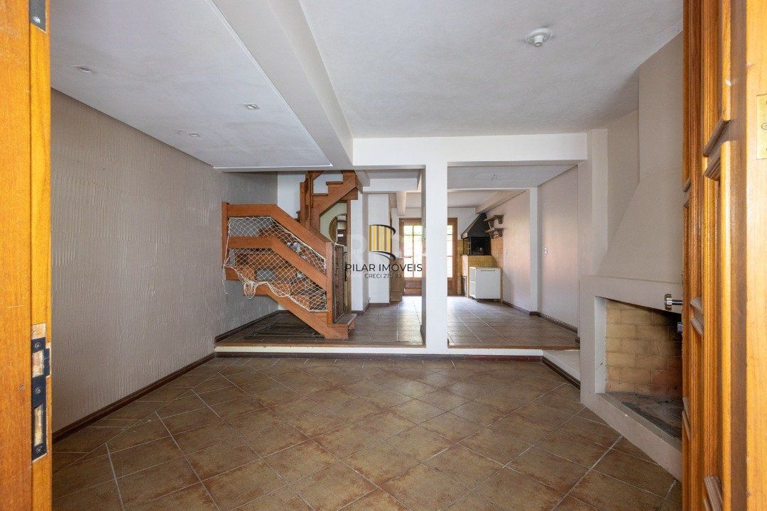 Casa para Venda - 178m², 3 quartos, 1 suite, 2 vagas - Jardim Isabel