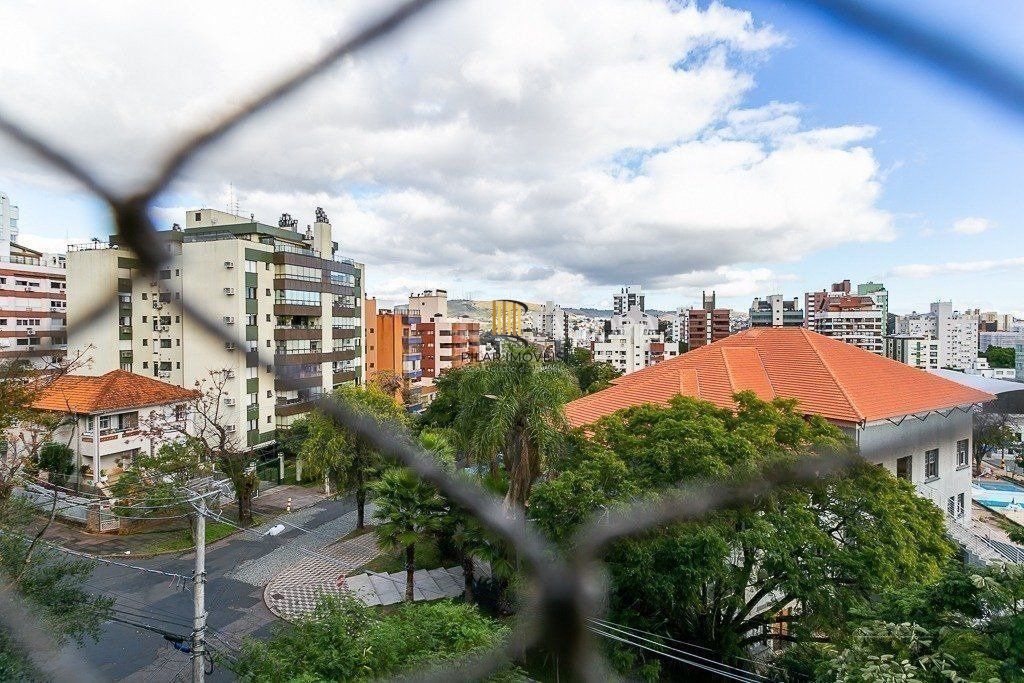 Apartamento para Venda - 110.55m², 3 dormitórios, sendo 2 suites, 1 vaga - Petrópolis