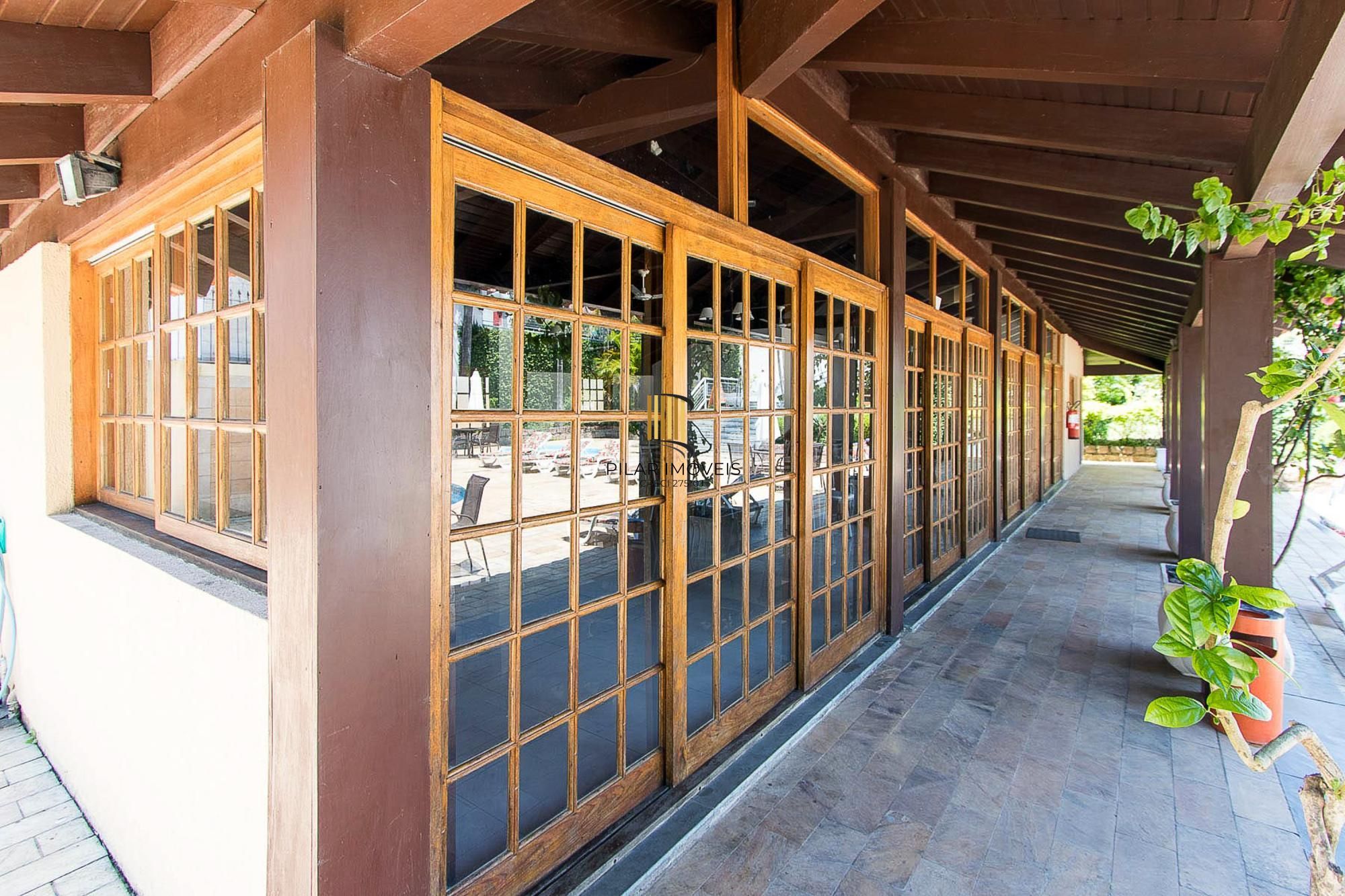 Casa em condomínio, 2 dormitórios, 1 vaga escriturada - Bairro Cavalhada