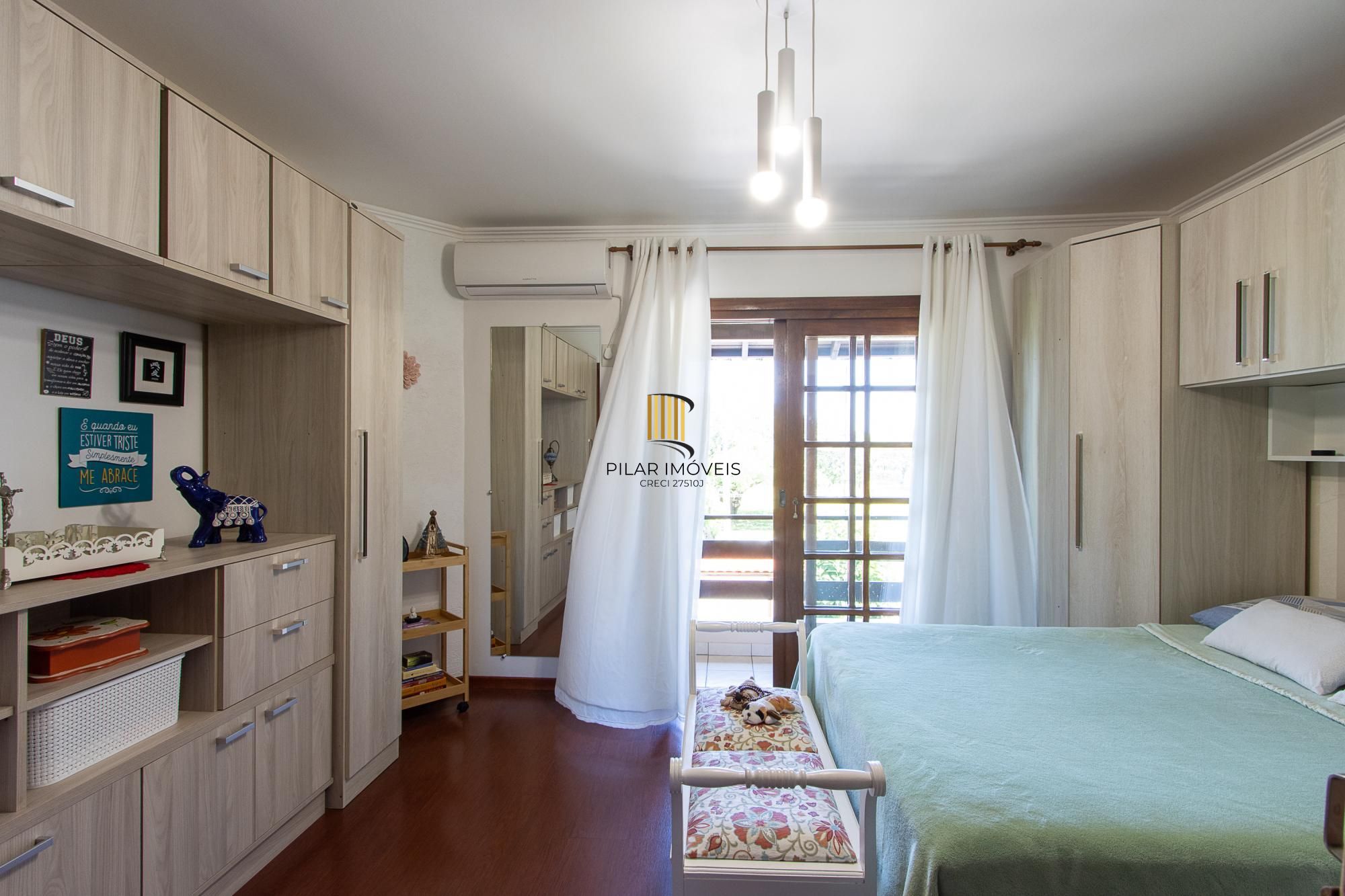 Casa para Venda - 110.14m², 2 dormitórios, sendo 1 suites, 2 vagas - Hípica