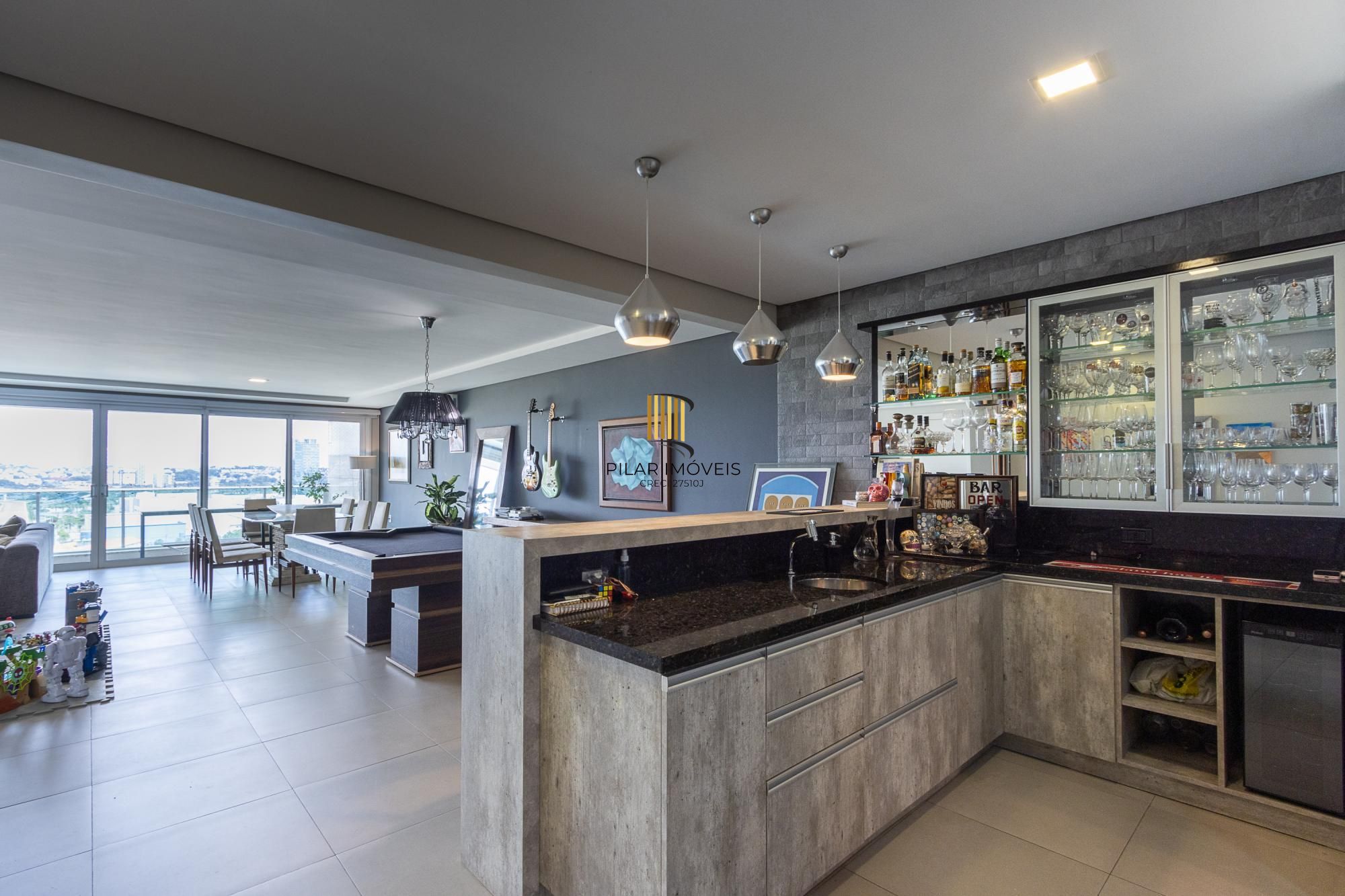 Apartamento à venda, com 3 dorm, 2 suítes, 2 vagas - bairro Cristal