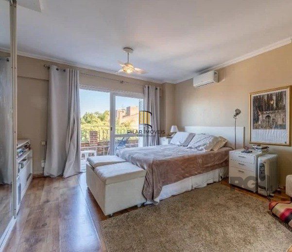 Casa 4 dormitórios no bairro Jardim Isabel