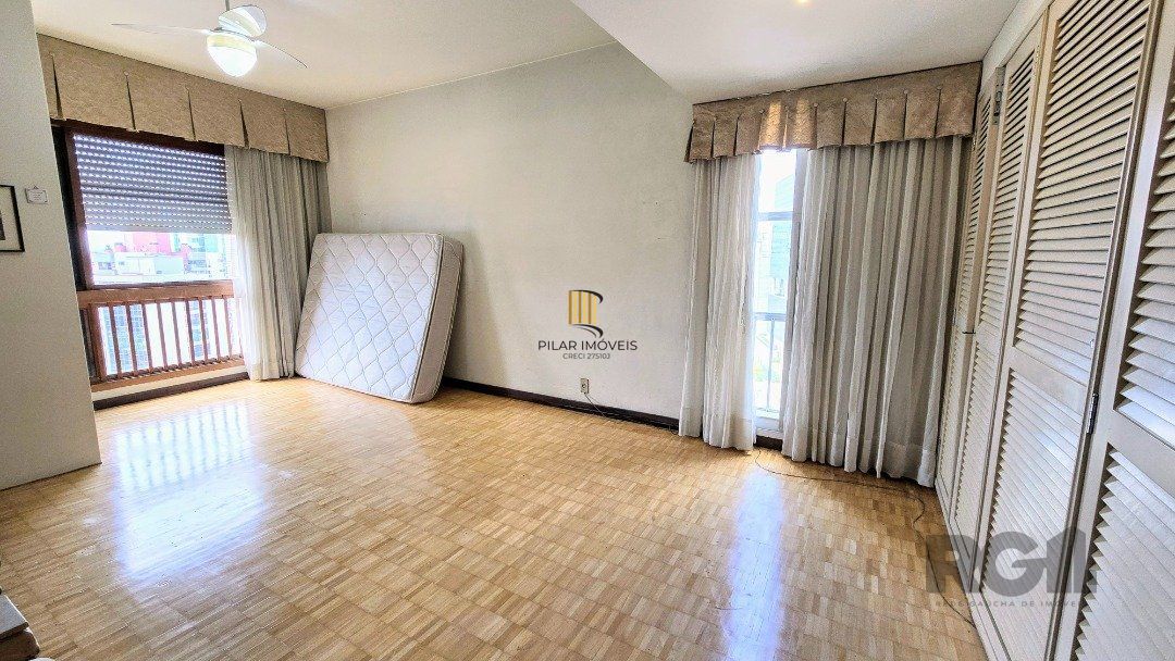 Apartamento grande em Petrópolis. com 257,90m2