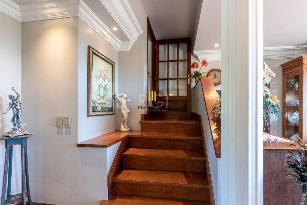 Casa Condominio para Venda - 559m², 4 dormitórios, sendo 3 suites, 3 vagas - Cavalhada