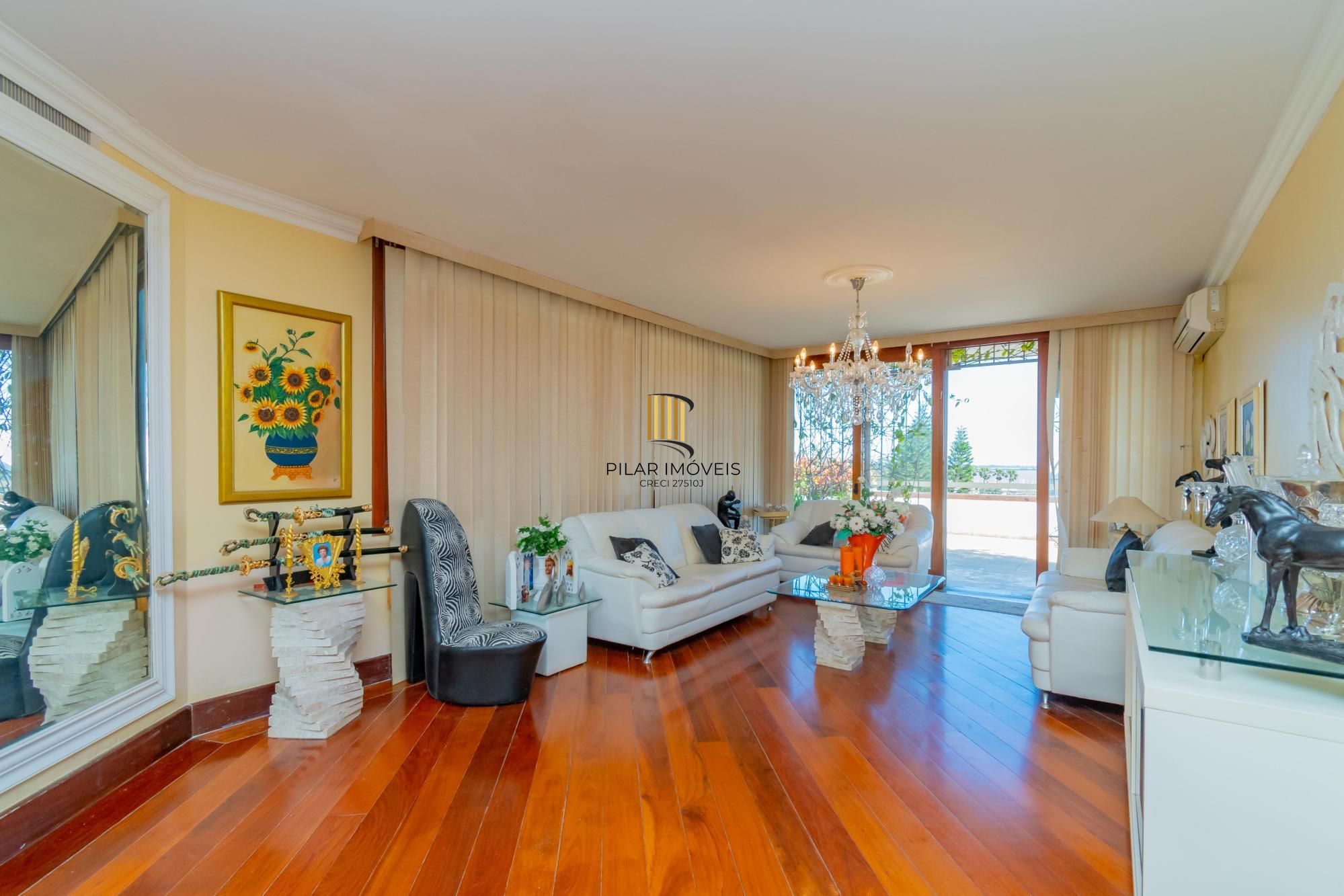 Cobertura horizontal, alto padrão, bairro Santa Tereza, 341m²  área privativa, 02 vagas garagem!