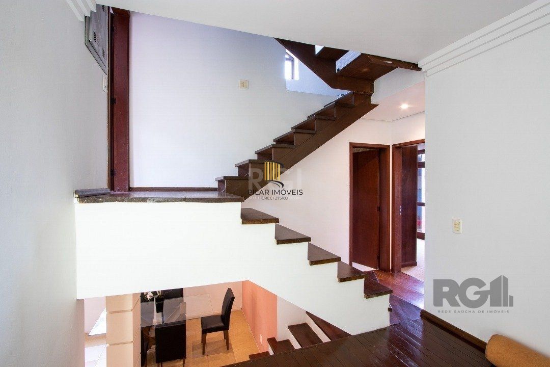 Casa Condominio para Venda - 170m², 3 dormitórios, sendo 1 suites, 2 vagas - Cavalhada